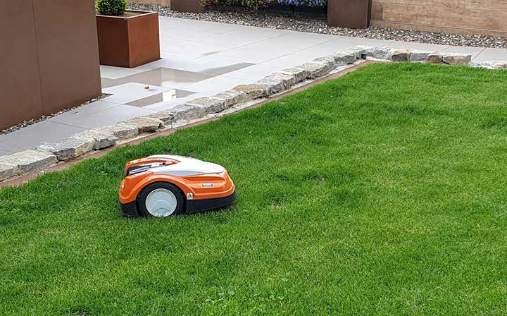 Mähroboter